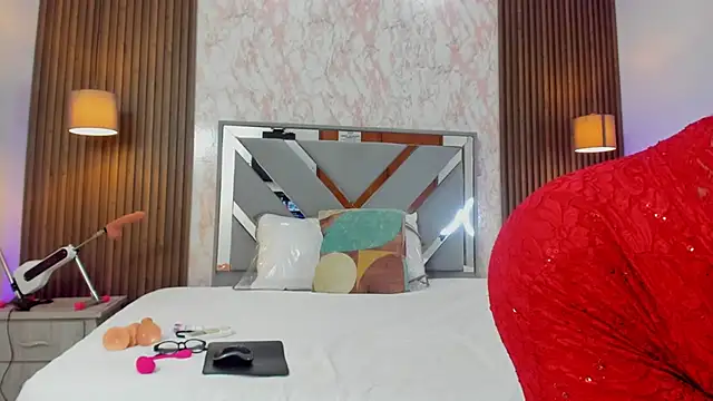 Lorna queen online show from December 20, 11:57 am