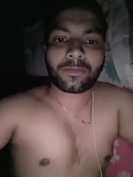 hunterr1593 online show from April 23, 7:37 pm