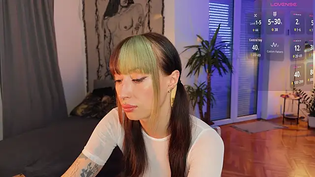 inked witch online show from November 10, 1:38 pm