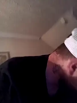 Snapshot of LetsmeetLincoln chatting on November 16, 6:01 pm LetsmeetLincoln online show from November 16, 6:01 pm