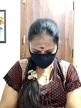 Queen-Neha online show from April 14, 1:49 pm