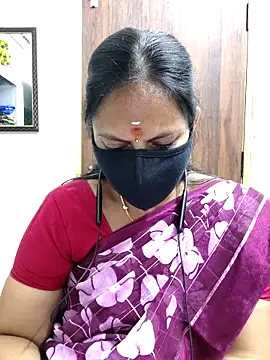 Queen-Neha online show from March 31, 6:21 pm