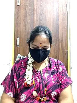 Queen-Neha online show from April 25, 2:14 pm