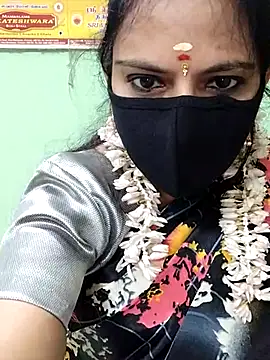 Queen-Neha online show from November 27, 7:14 pm