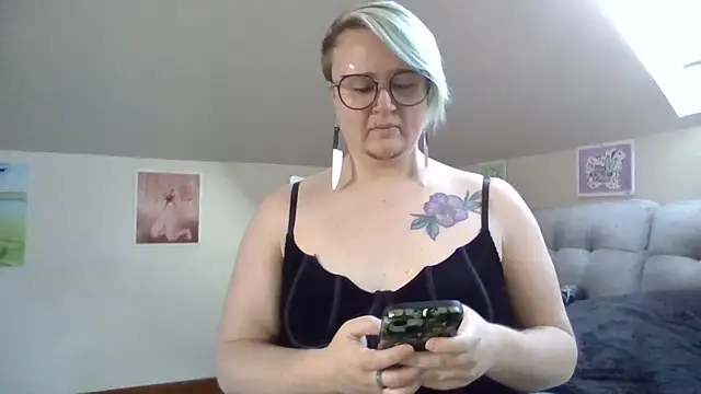 queerlyjaz online show from November 30, 6:41 pm