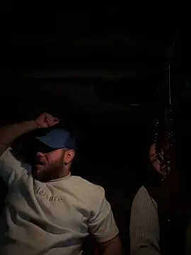 Andreiandu23 online show from February 4, 8:15 pm