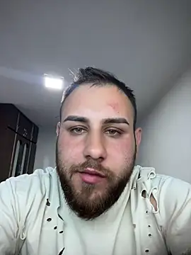 Andreiandu23 online show from April 2, 6:58 pm