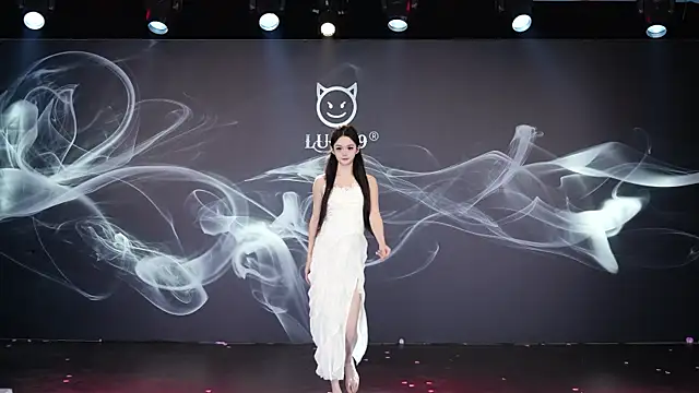 LU-909 online show from November 29, 8:03 am