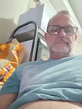 nard53 online show from June 1, 9:09 am