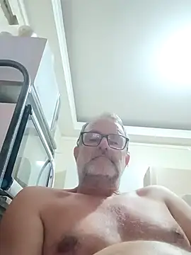 nard53 online show from April 5, 10:27 pm