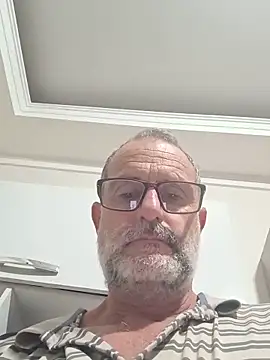 Snapshot of nard53 chatting on June 10, 12:23 am nard53 online show from June 10, 12:23 am