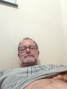 nard53 online show from April 22, 4:08 am