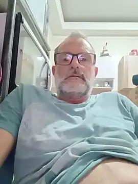 Snapshot of nard53 chatting on June 14, 9:54 am nard53 online show from June 14, 9:54 am