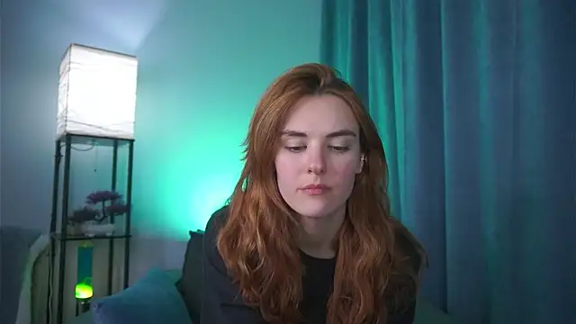 foxy cute4you online show from March 4, 8:05 pm