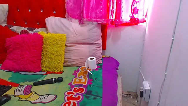 melanin lizzy online show from April 14, 7:35 am