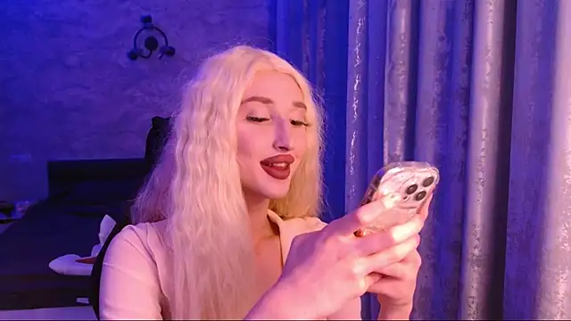  Honey sunset  online show from February 7, 9:01 pm