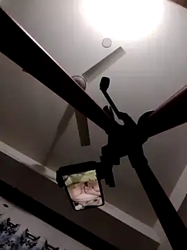 Powerfull08 online show from December 20, 12:35 am