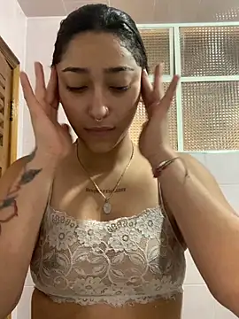 LilithMonette online show from May 16, 1:04 am