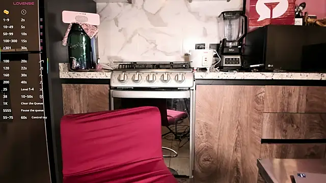 latinbitch online show from July 15, 3:08 pm