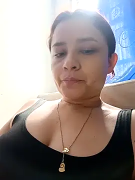 Snapshot of miia_2025 chatting on December 5, 3:54 pm miia 2025 online show from December 5, 3:54 pm