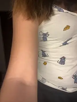 Sandrasnoww online show from December 3, 9:47 pm