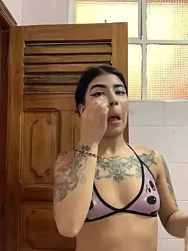 Dannii- online show from April 27, 10:19 pm