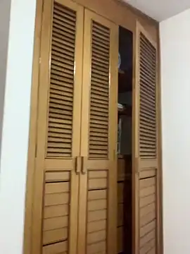 Dannii- online show from April 15, 2:39 am