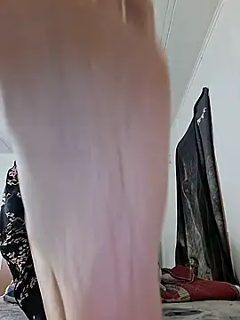 Snapshot of MaitressePomme3 chatting on December 16, 11:53 pm MaitressePomme3 online show from December 16, 11:53 pm