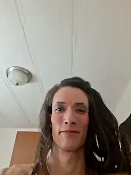 Snapshot of MaitressePomme3 chatting on December 15, 11:27 am MaitressePomme3 online show from December 15, 11:27 am