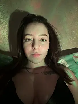 Anoraaa8A online show from April 3, 4:35 pm