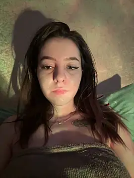 Anoraaa8A online show from April 18, 3:53 am