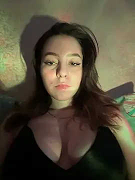 Anoraaa8A online show from April 7, 4:20 pm