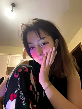 Anoraaa8A online show from November 26, 9:48 pm