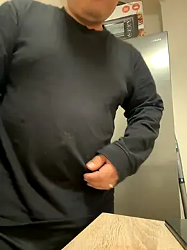 Pelotas2000 online show from December 5, 1:27 am