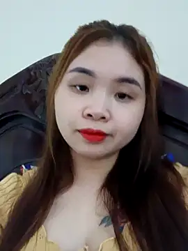 Snapshot of Queen-hot111 chatting on November 24, 12:27 pm Queen-hot111 online show from November 24, 12:27 pm