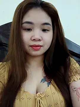 Snapshot of Queen-hot111 chatting on November 28, 1:00 pm Queen-hot111 online show from November 28, 1:00 pm
