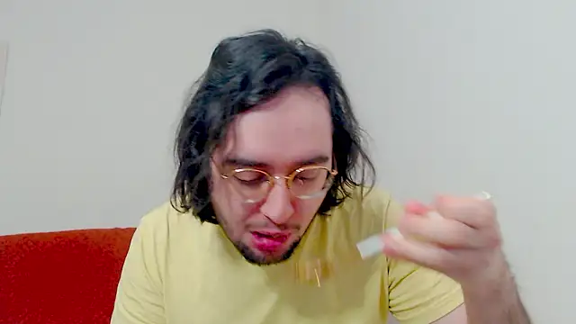 eren jaeger2000 online show from February 11, 2:44 am