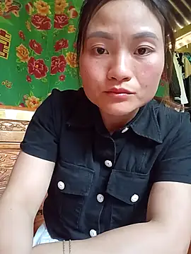 Lee-Thee online show from November 22, 6:23 am