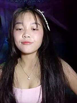 Baa-bee22 online show from August 4, 1:32 am