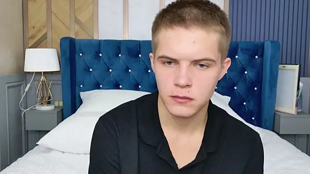 Piter Ward online show from November 24, 11:05 pm