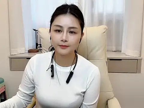 forzen-baby online show from November 28, 6:13 am