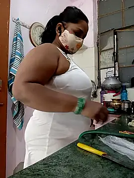 CUTE-LOVE-SWEETS online show from February 20, 2:41 pm