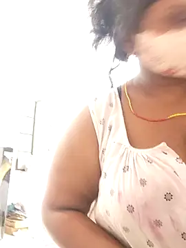 CUTE-LOVE-SWEETS online show from May 14, 4:15 pm