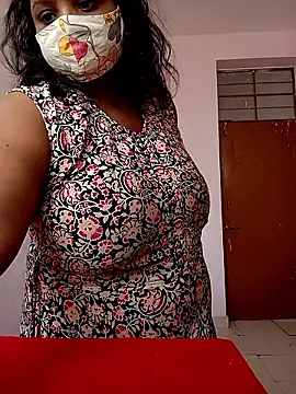 CUTE-LOVE-SWEETS online show from April 7, 3:52 am