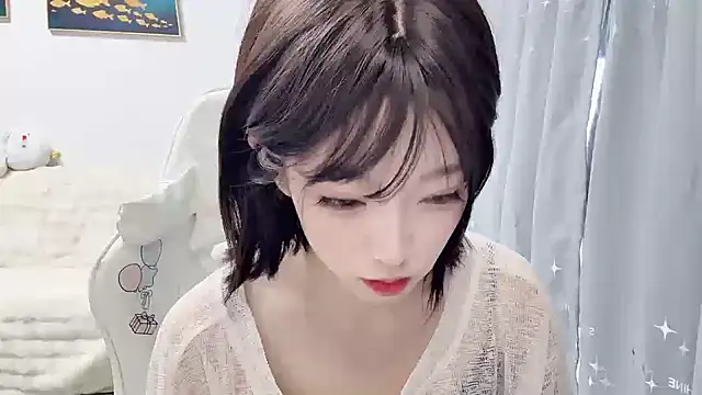 yuyayayu online show from February 7, 8:55 am