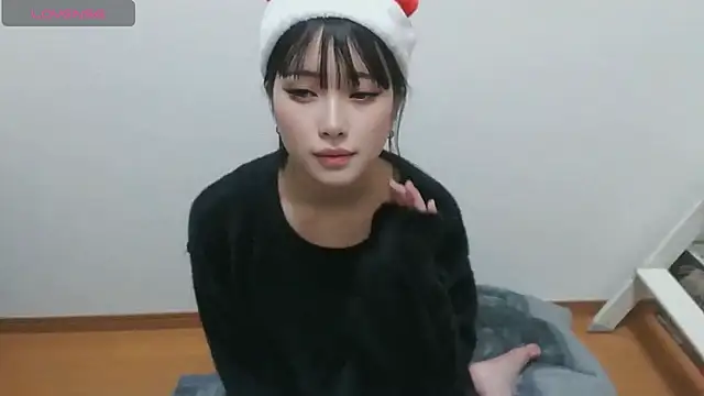 uki-japan online show from December 17, 2:22 pm