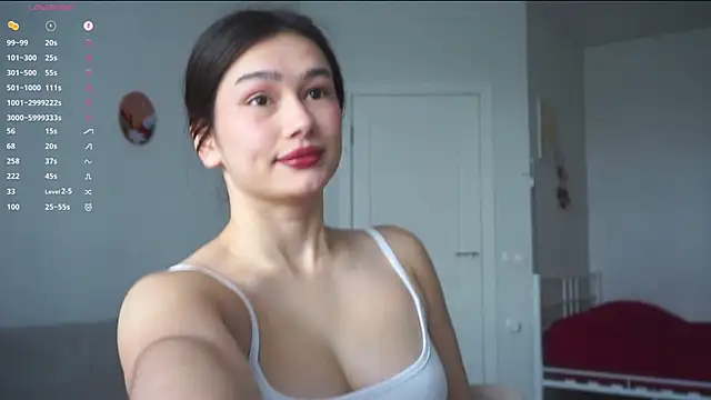 SoftLuna online show from May 10, 5:44 am