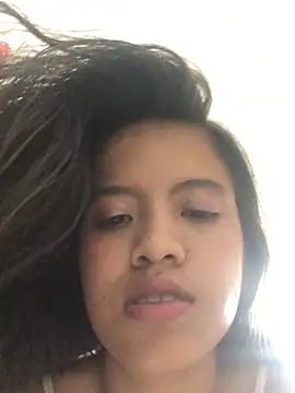 Snapshot of I-Am-Vilu chatting on November 24, 8:47 am I-Am-Vilu online show from November 24, 8:47 am