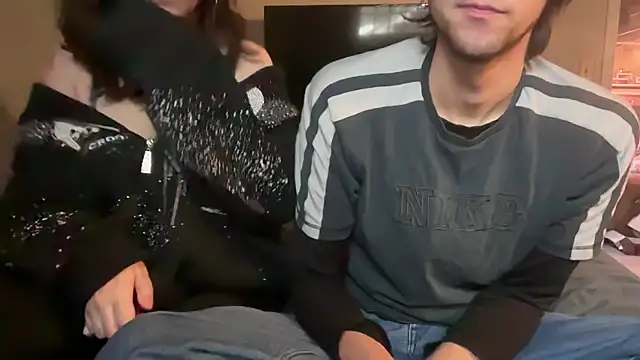 chaton blanche online show from November 26, 2:17 pm