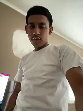 Snapshot of jay7inchs chatting on November 17, 10:36 pm jay7inchs online show from November 17, 10:36 pm